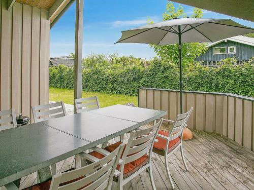 Three-bedroom Holiday Home In G�rlev 5