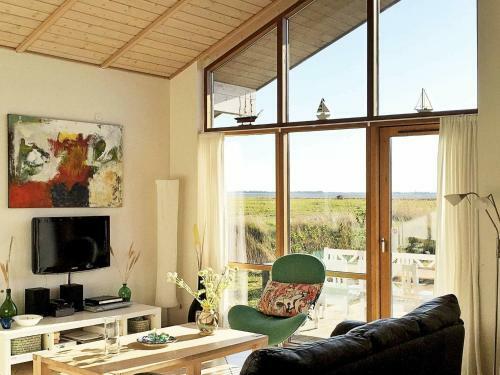 Three-bedroom Holiday Home In Ulfborg 1
