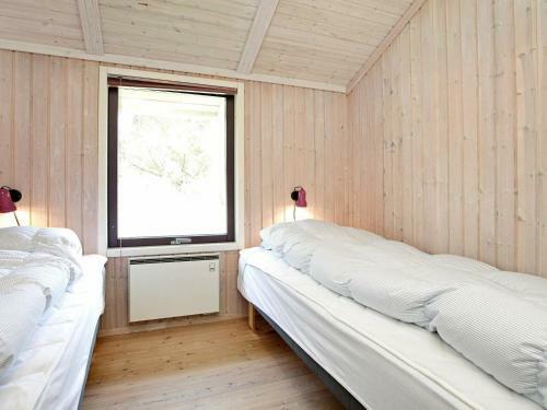 Three-bedroom Holiday Home In Oksb�l 38