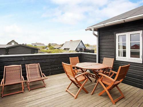 Holiday Home Fan� VII