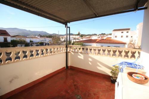 107487 - House In Yunquera