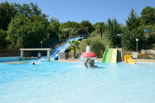 Camping La Rivi�re****