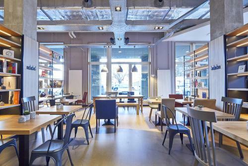Hotel Campanile Paris Sud - Saclay
