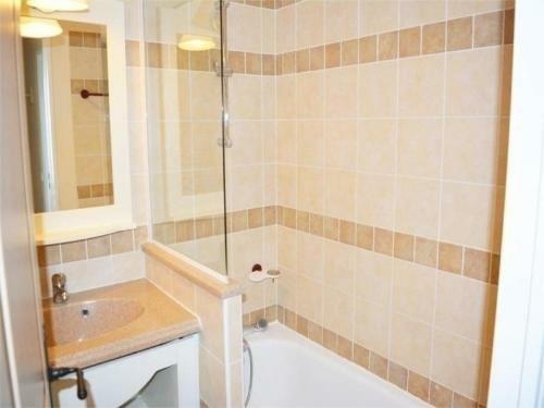 House Grospierres - 5 Pers, 39 M2, 2/1