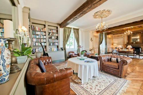 Agroturismo Jaulnay Chateau Sleeps 14 Pool Wifi