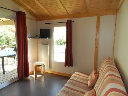 Holiday Home G�tes Fialoux