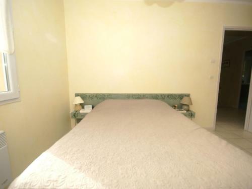 Spacious Holiday Home In Lorgues With Private Pool