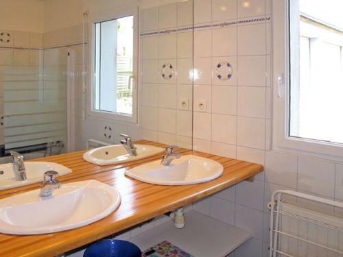 Ferienhaus Locquirec 203s