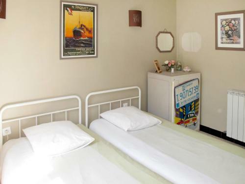 Holiday Home Le C�dre (Mbe101)
