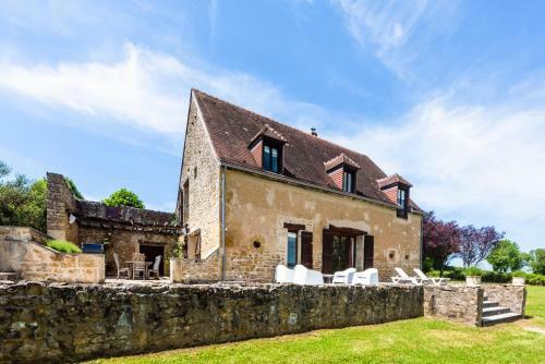 Moulins-engilbert Villa Sleeps 10 Pool