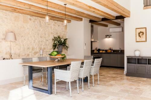 Hotel Ch�teau Saint Pierre De Serjac
