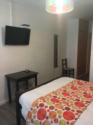 Posada Auberge De Rustr�ou