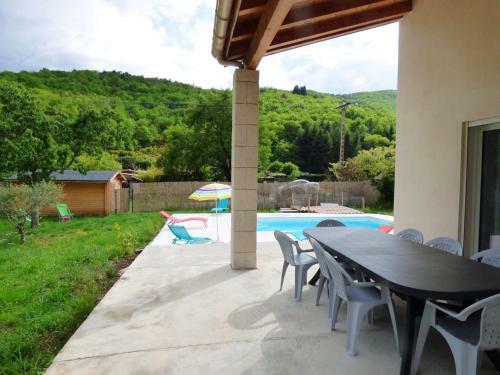 Modern Villa In Thueyts With Swimming Pool