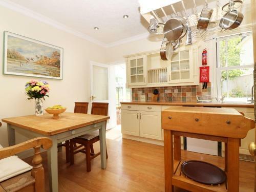 Cowslip House, Axminster