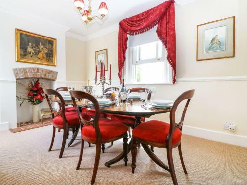 Cowslip House, Axminster