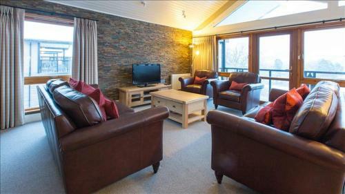 Cameron House Three Bedroom Detached Lodge L14