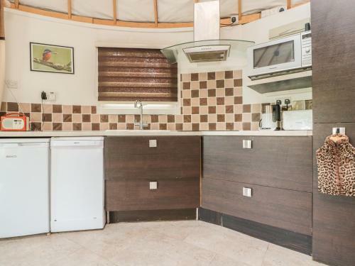 Island Yurt