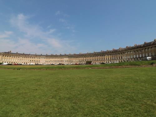 33 Crescent Gardens, Bath