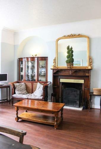 Walmsley House