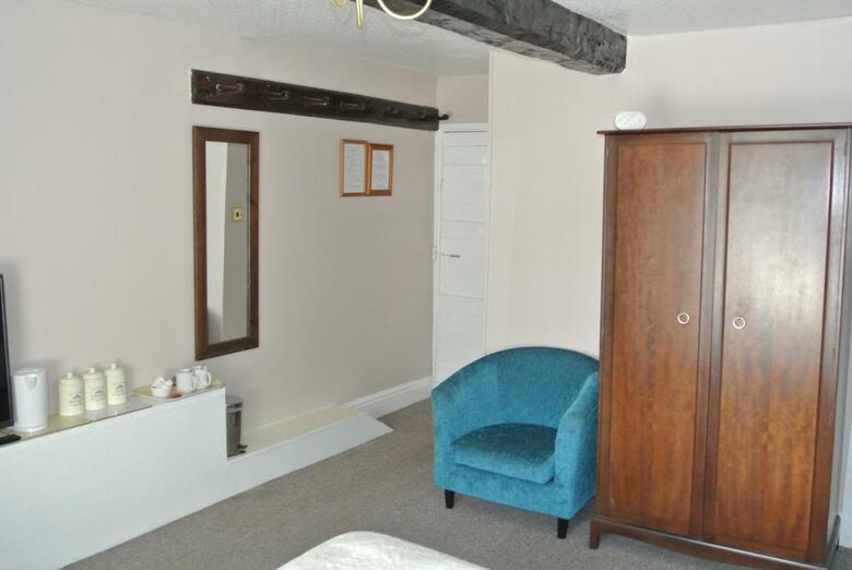 Bed & Breakfast Old Castle Farm Guest House