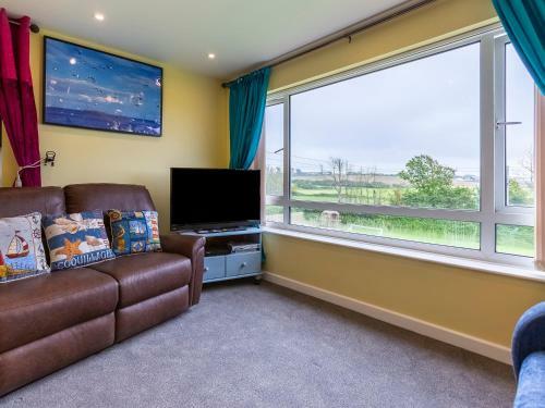 Sky Serene, Bude