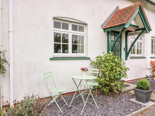 Oak Tree Cottage, Cardigan