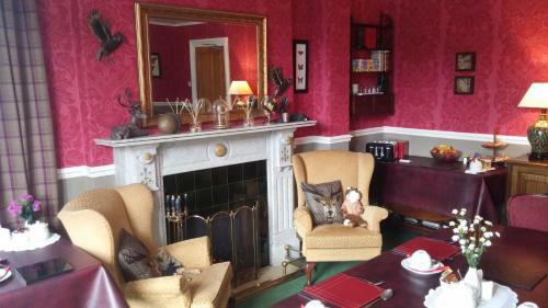 Hostal Warwick Lodge
