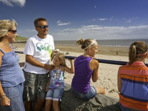 Holiday Home Ty Pontcanna