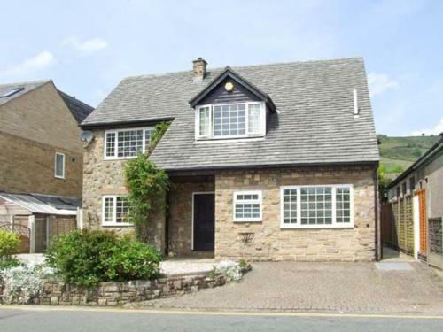Lower Lane House