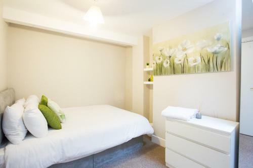 Bridge Street Apartment