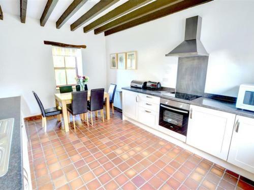 Holiday Home Granary