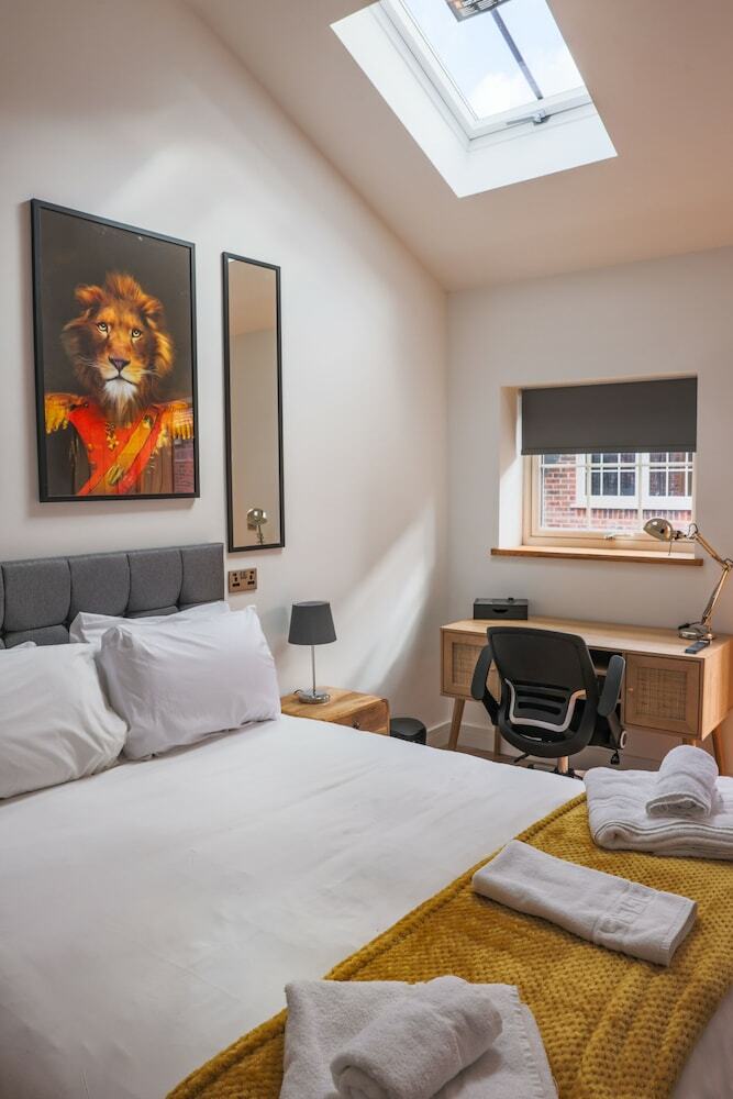 The Coach Hotel