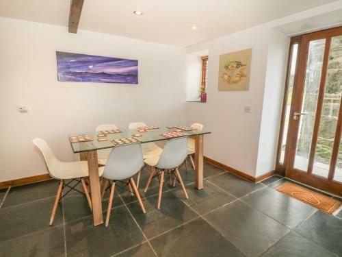 Y Stabal, Criccieth