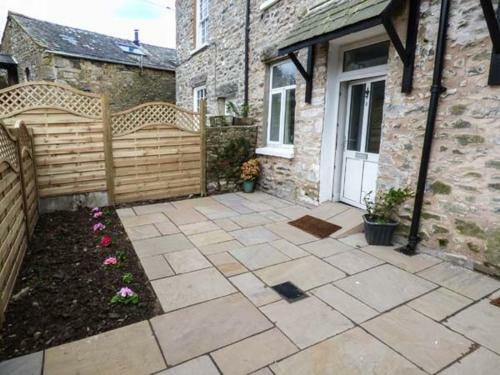 Crooklands House 3