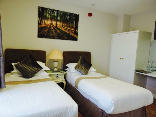 Hostal Fairlight Guesthouse