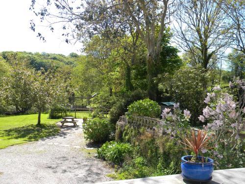 Gunwalloe Cottage, Helston
