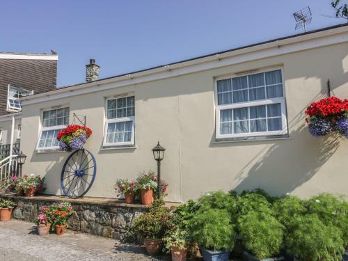 Polpeor, Helston