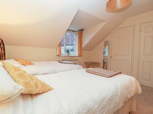 Waterside Cottage, York