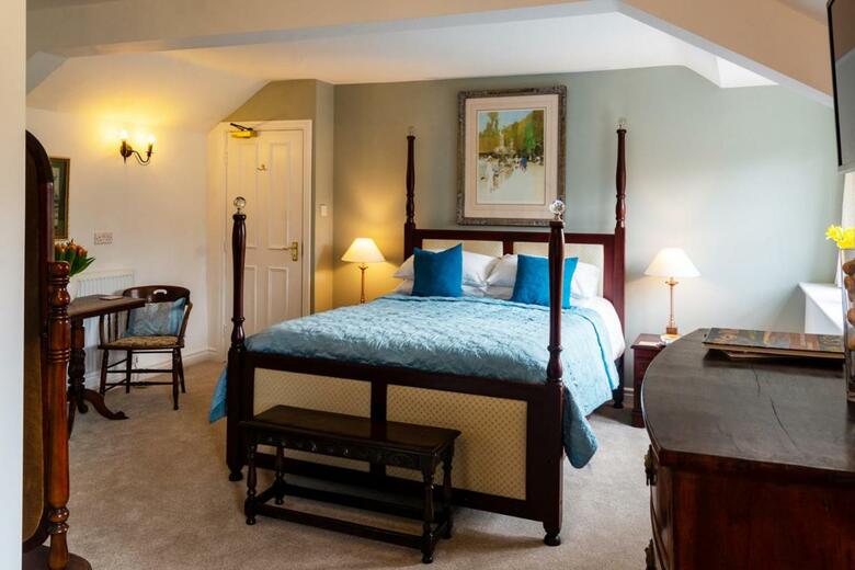 Hotel The Bull At Foolow