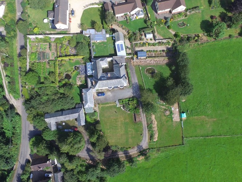 Bed & Breakfast Lowerfield House