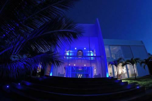 Hotel B Blue Beachouses