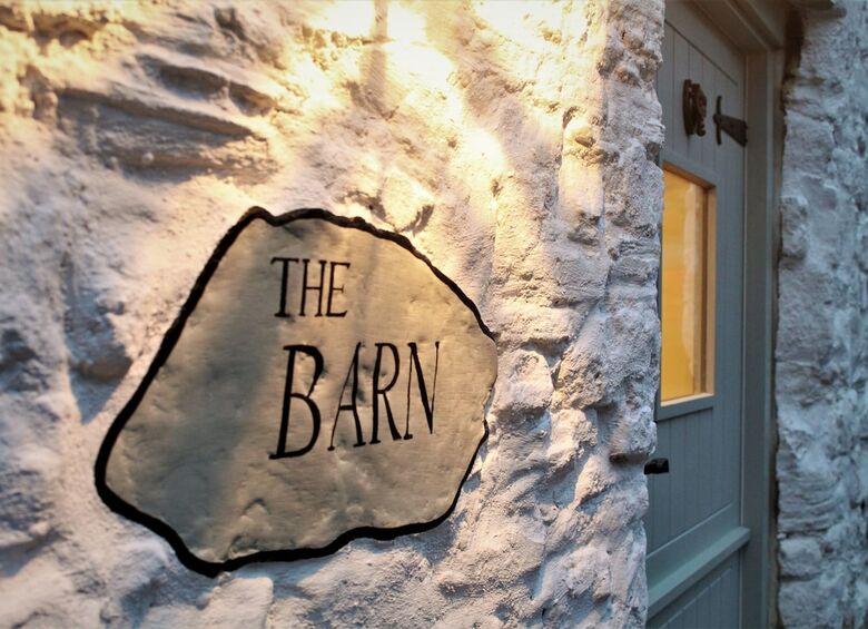 Hostal The Barn