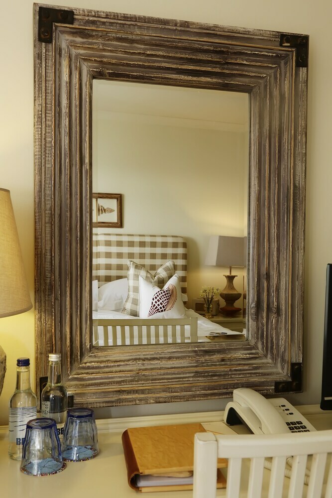 Hotel Driftwood