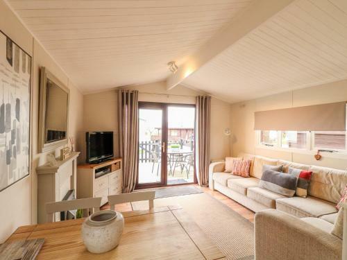 Cedar Lodge, Lincoln