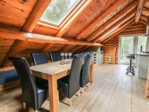 Woodpecker Lodge, Lincoln