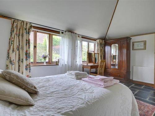 Holiday Home Brook Farm Oast