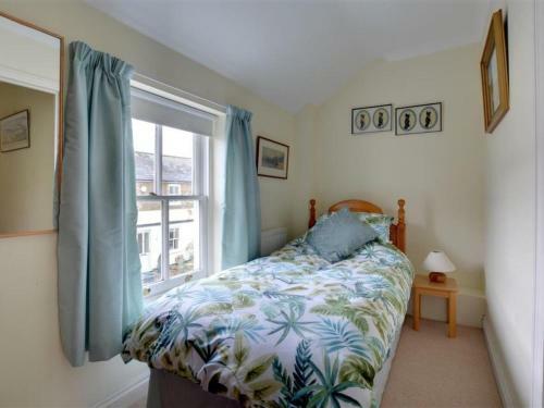 Holiday Home Cam Court