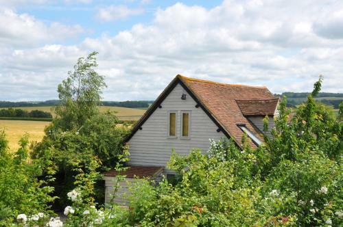 The Old Farmhouse Inn B&B