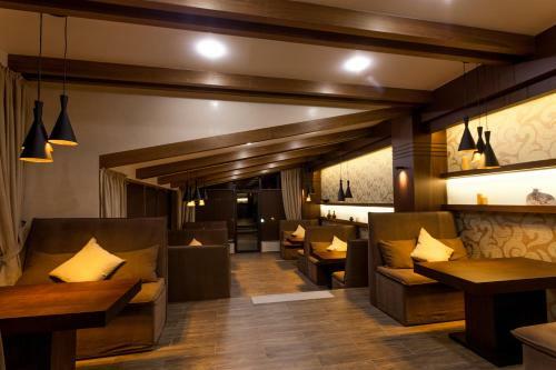 Hotel Crystal