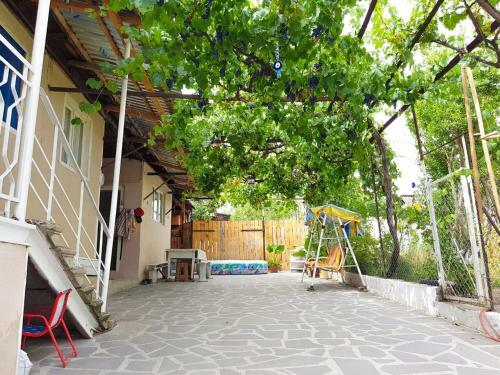 Hostal Bolnisi Guest House